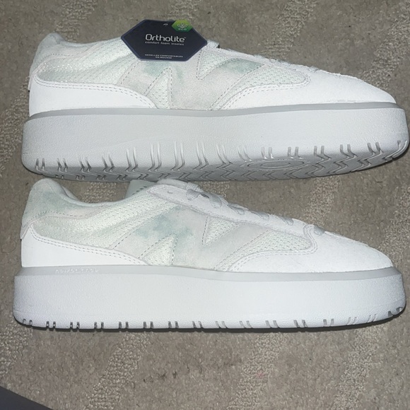 New Balance 302 - Picture 4 of 4